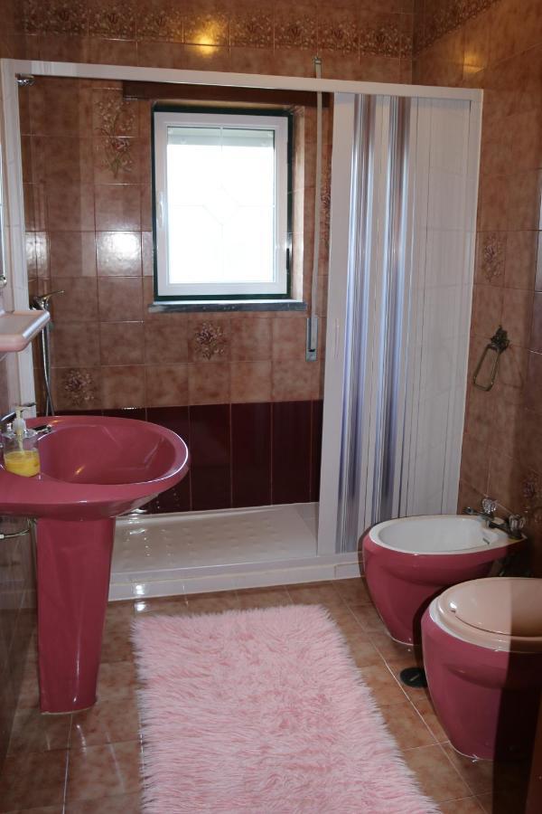 Vivenda Barroso Apartment นาซาเร ภายนอก รูปภาพ